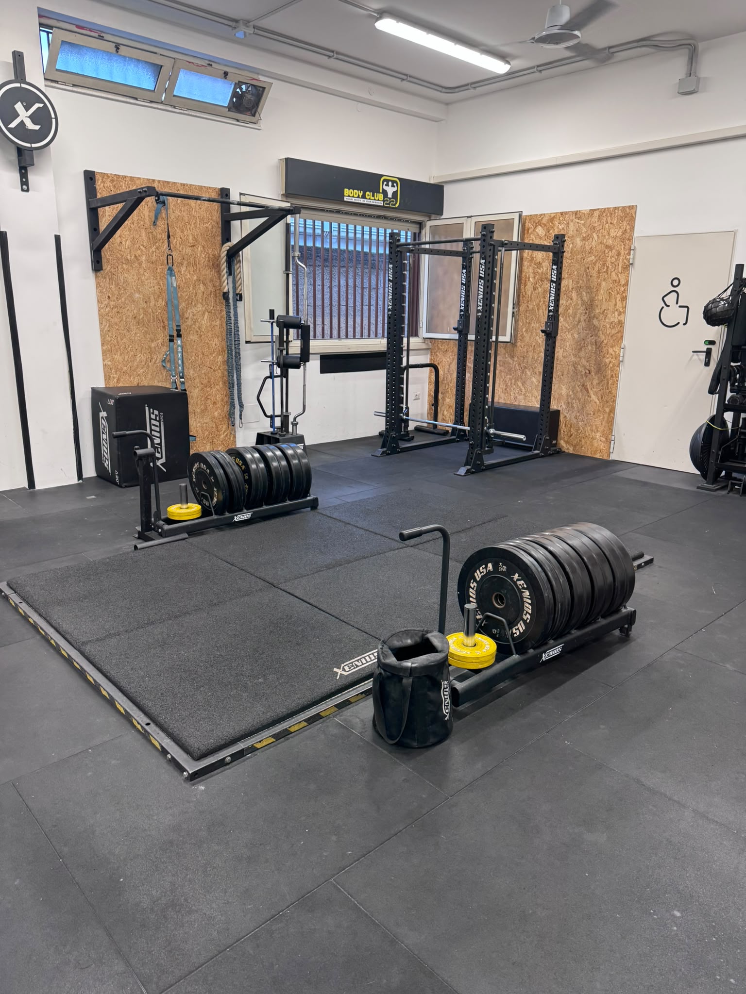 Rack e piattaforma per l'allenamento funzionale