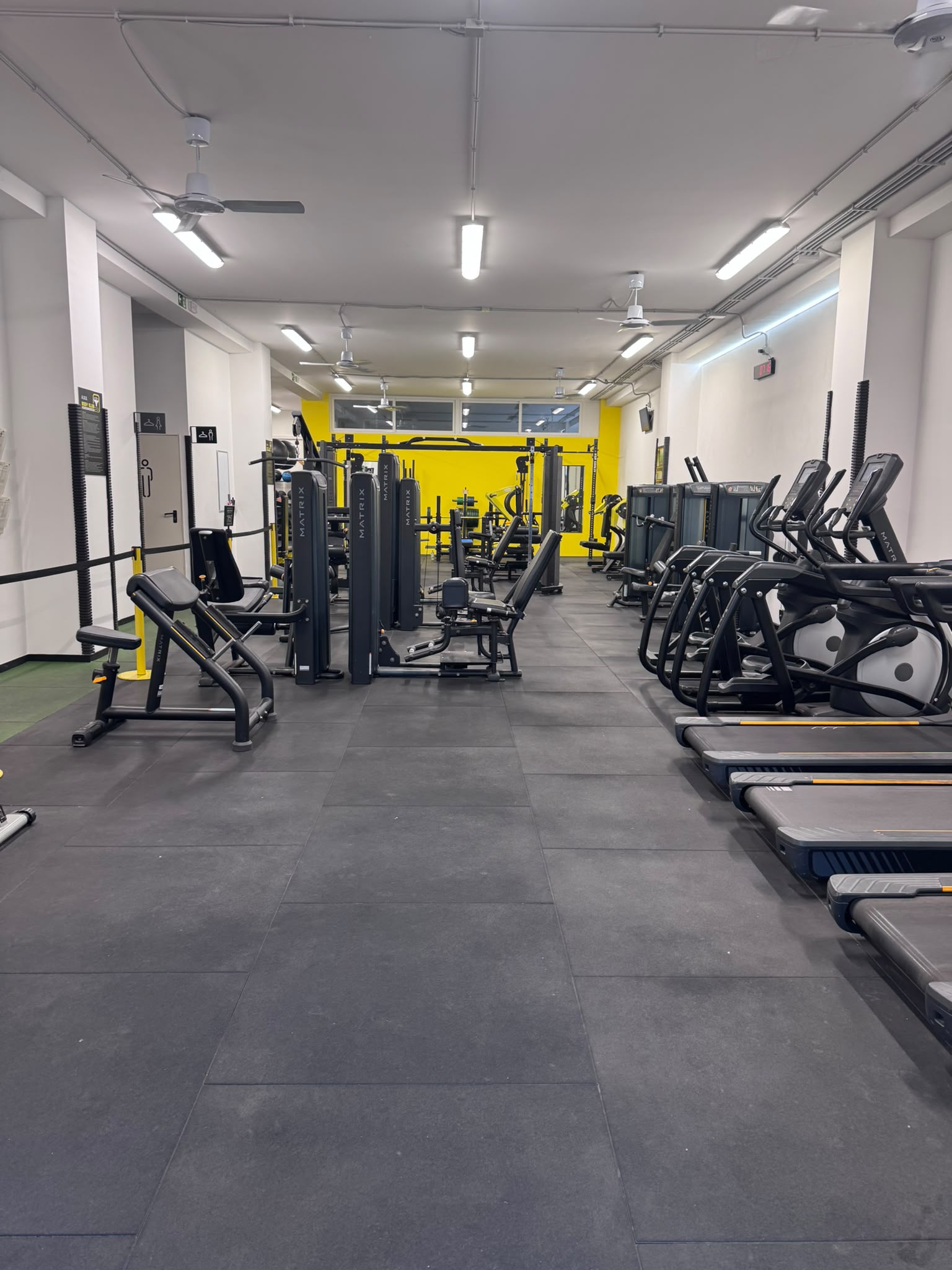Panoramica della sala pesi Body Club 2.2 Zisa